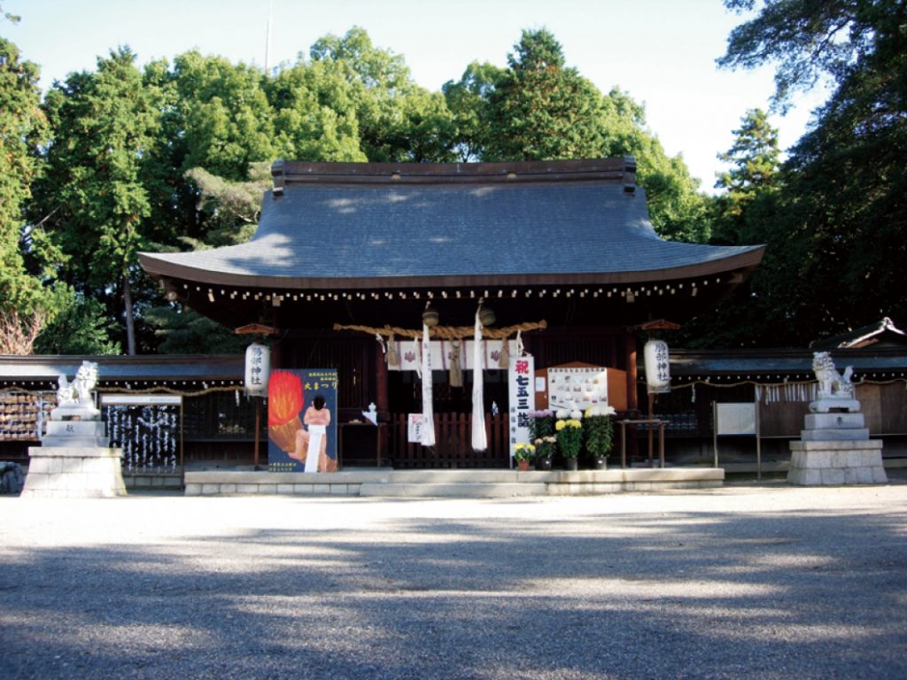 勝部神社